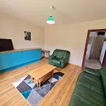 Сasa de vacaciones Cosy Face Au Parc Des Bosquets, Avec Parking, Terrasse Et à Deux Pas Du Château De - Fr-1-584-293 *