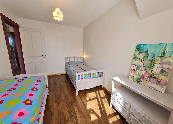 Prázdninový dům Cosy Face Au Parc Des Bosquets, Avec Parking, Terrasse Et A Deux Pas Du Chateau De - Fr-1-584-293